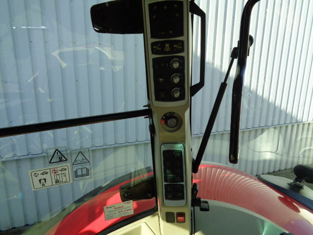 Massey Ferguson 8737 DVT Exclusive - Tractor: afbeelding 3 Massey Ferguson 8737 DVT Exclusive - Tractor: afbeelding 3