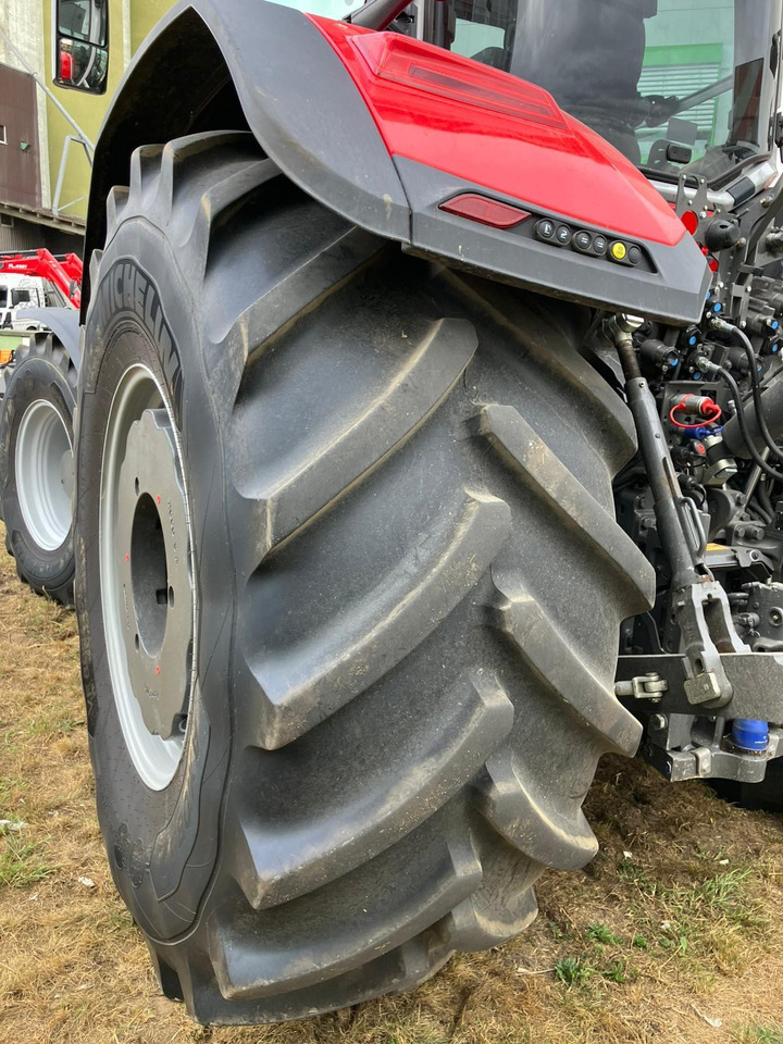 Massey Ferguson 8S.305 Dyna-VT EXCLUSIVE - Tractor: afbeelding 2 Massey Ferguson 8S.305 Dyna-VT EXCLUSIVE - Tractor: afbeelding 2