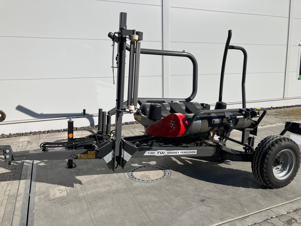 Massey Ferguson TW 130 - Hooi-/ Voedermachine: afbeelding 1 Massey Ferguson TW 130 - Hooi-/ Voedermachine: afbeelding 1