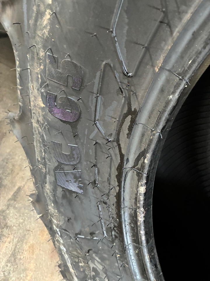 Mitas 540/65R38 AC65 440/65R28 AC65 - Banden en velgen: afbeelding 5 Mitas 540/65R38 AC65 440/65R28 AC65 - Banden en velgen: afbeelding 5