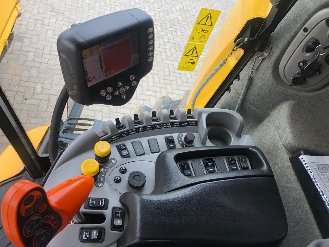 New Holland CX 8090 - Maaidorser: afbeelding 5 New Holland CX 8090 - Maaidorser: afbeelding 5