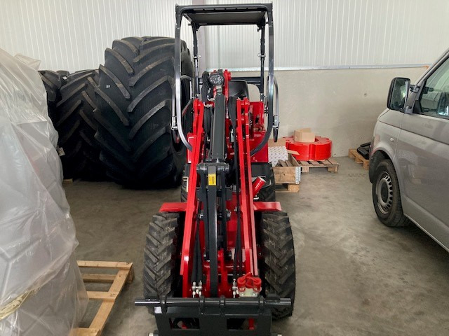 Schäffer Hoflader 2024 - Wiellader: afbeelding 1 Schäffer Hoflader 2024 - Wiellader: afbeelding 1