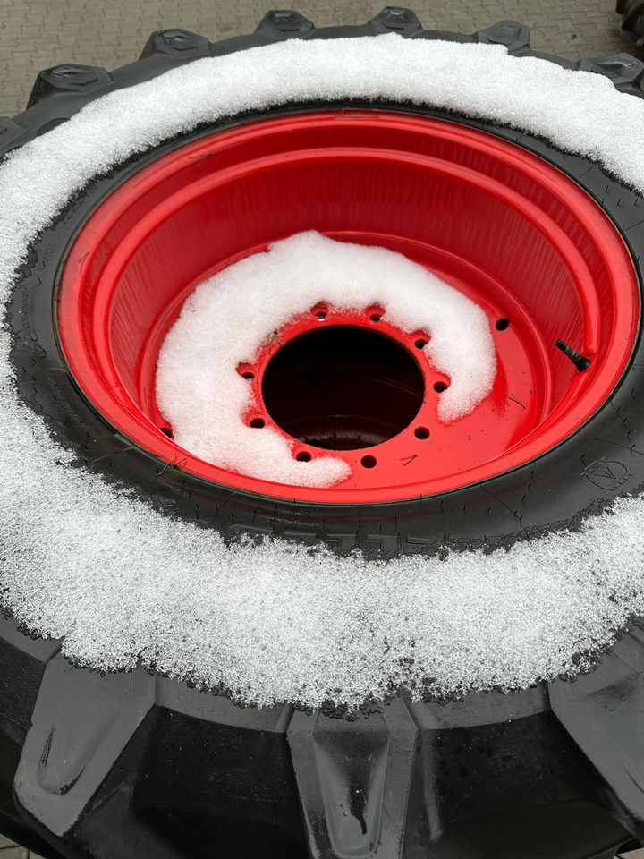 Trelleborg 600/65R28 710/70R38 - Banden en velgen: afbeelding 2 Trelleborg 600/65R28 710/70R38 - Banden en velgen: afbeelding 2
