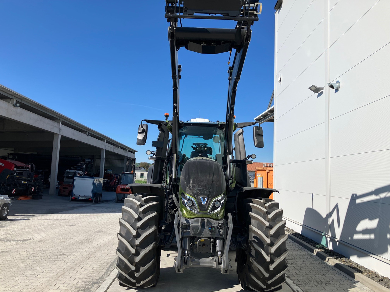Valtra Q 285 - Tractor: afbeelding 5 Valtra Q 285 - Tractor: afbeelding 5