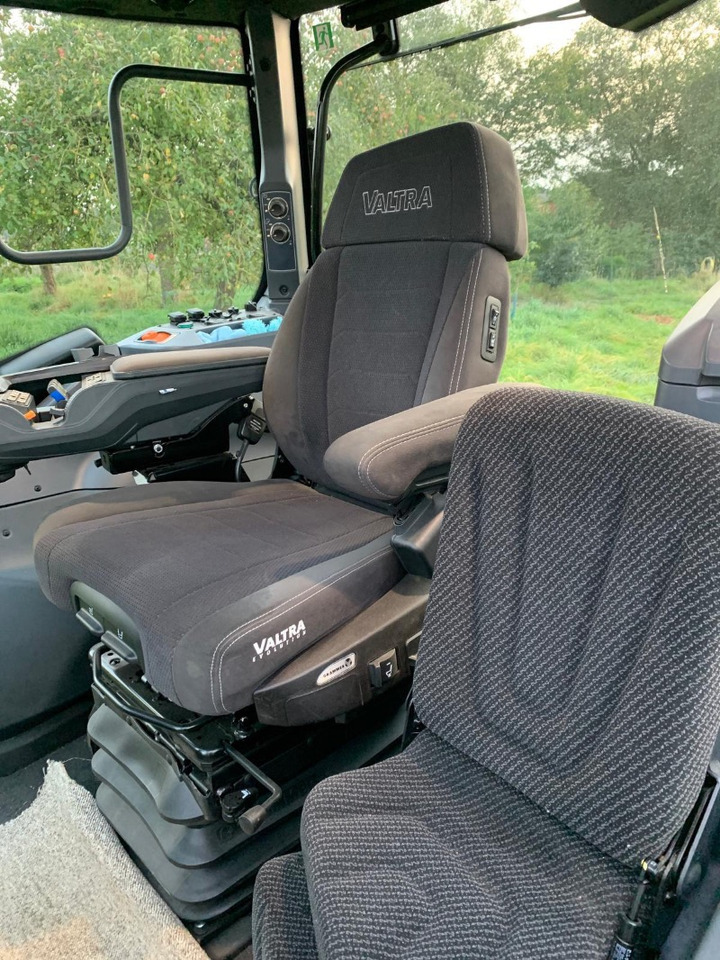 Valtra T 235 D Direct - Tractor: afbeelding 3 Valtra T 235 D Direct - Tractor: afbeelding 3
