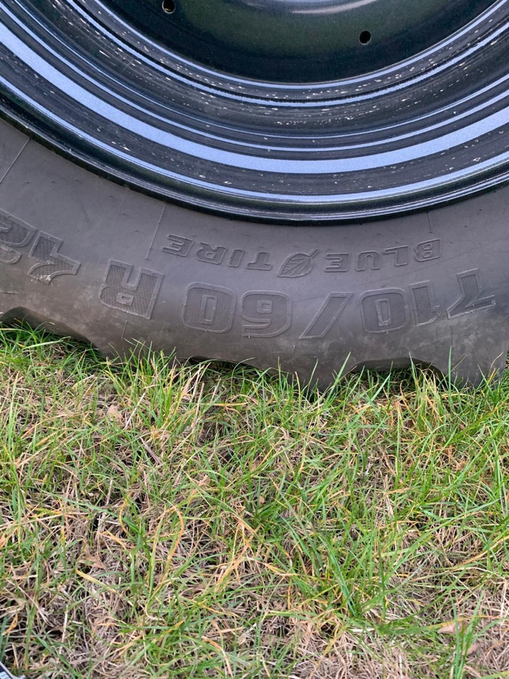 Valtra T 235 D Direct - Tractor: afbeelding 5 Valtra T 235 D Direct - Tractor: afbeelding 5