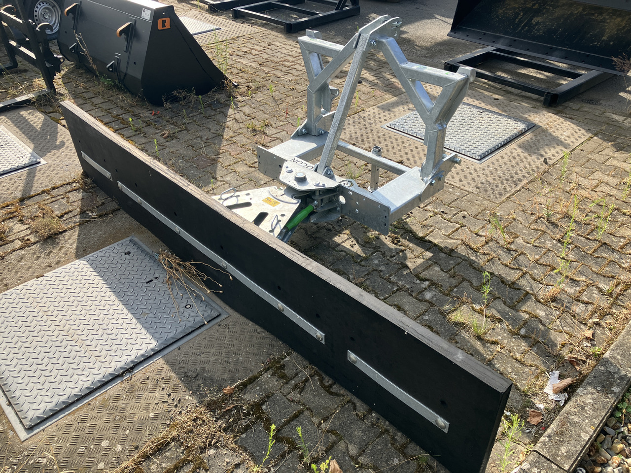 Zocon Gummischieber mechanisch 300 - Veeteelt materiaal: afbeelding 1 Zocon Gummischieber mechanisch 300 - Veeteelt materiaal: afbeelding 1