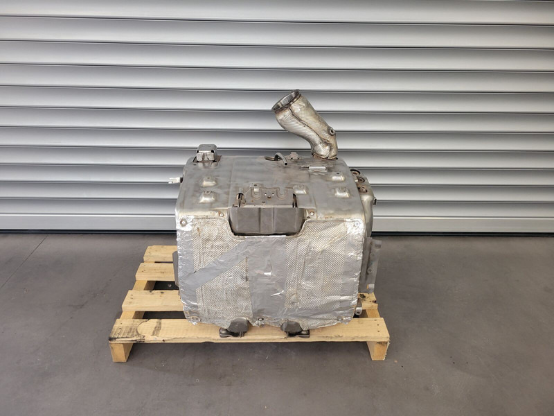 DAF 106 XF - Katalysator voor Vrachtwagen: afbeelding 1 DAF 106 XF - Katalysator voor Vrachtwagen: afbeelding 1