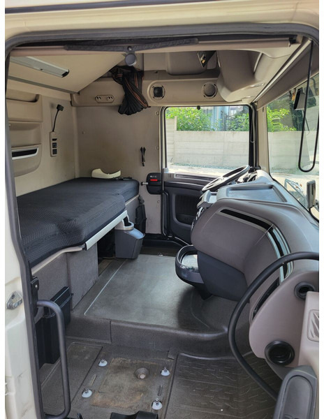 DAF XF 106 - XF106 - Cabine en interieur voor Vrachtwagen: afbeelding 2 DAF XF 106 - XF106 - Cabine en interieur voor Vrachtwagen: afbeelding 2