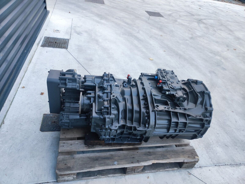 Iveco 16S 2235 2280 2281 2320 TD - Versnellingsbak voor Vrachtwagen: afbeelding 1 Iveco 16S 2235 2280 2281 2320 TD - Versnellingsbak voor Vrachtwagen: afbeelding 1
