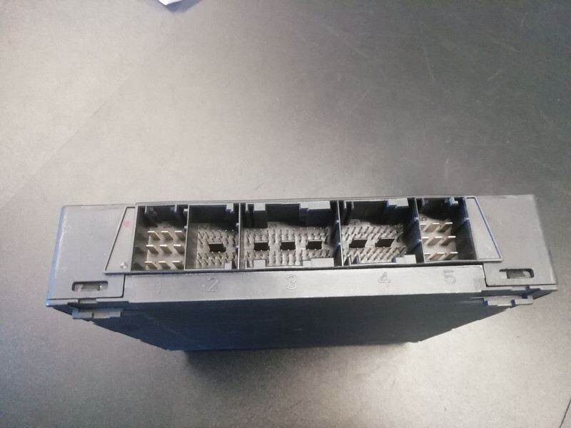 Iveco ECU, ABS, EBS, etc - ECU voor Vrachtwagen: afbeelding 4 Iveco ECU, ABS, EBS, etc - ECU voor Vrachtwagen: afbeelding 4