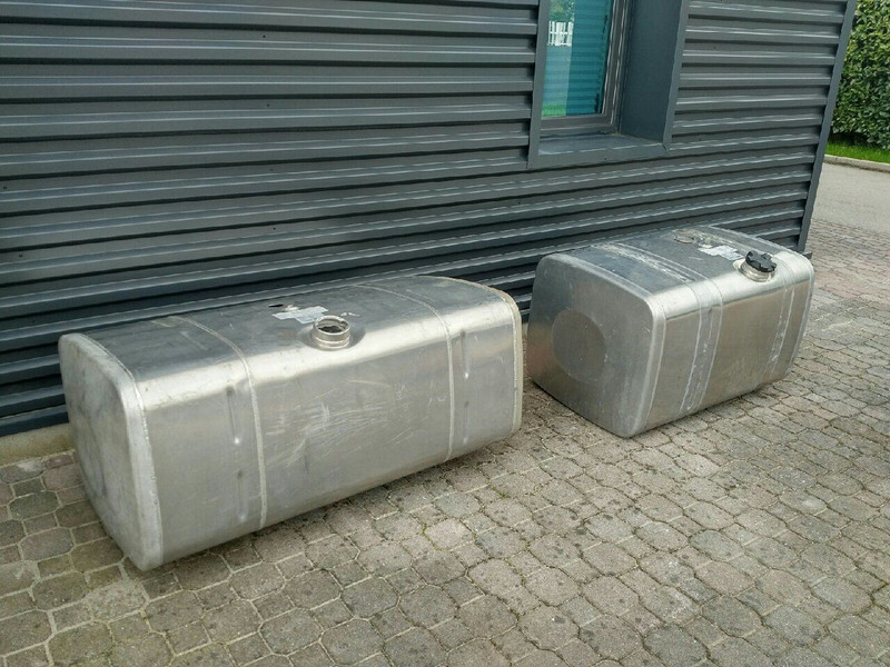 MAN 480 + 375 L - Brandstoftank voor Vrachtwagen: afbeelding 3 MAN 480 + 375 L - Brandstoftank voor Vrachtwagen: afbeelding 3