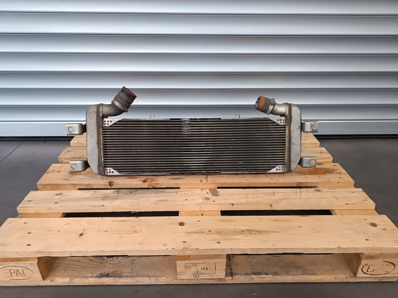Scania R Series, G Series, P Series - Intercooler voor Vrachtwagen: afbeelding 4 Scania R Series, G Series, P Series - Intercooler voor Vrachtwagen: afbeelding 4