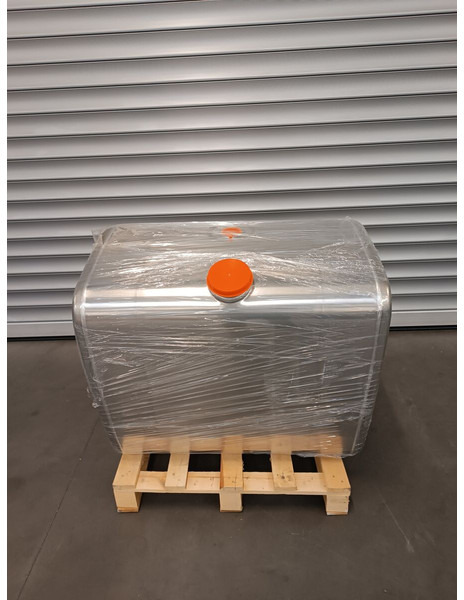 Volvo 400 L. - Brandstoftank voor Vrachtwagen: afbeelding 1 Volvo 400 L. - Brandstoftank voor Vrachtwagen: afbeelding 1