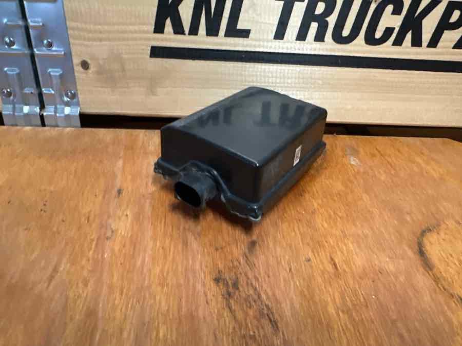 IVECO RADAR SENSOR 5802133230 - Elektrisch systeem voor Vrachtwagen: afbeelding 2 IVECO RADAR SENSOR 5802133230 - Elektrisch systeem voor Vrachtwagen: afbeelding 2