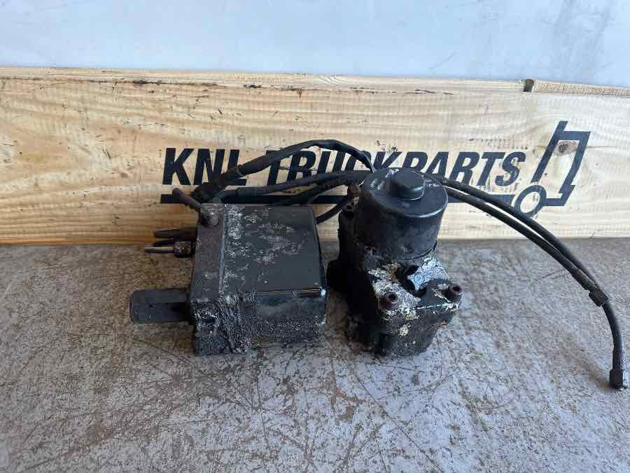 MAN CAB TILT PUMP 85.41723-6019 + 85.41723-6022 - Cabine en interieur voor Vrachtwagen: afbeelding 1 MAN CAB TILT PUMP 85.41723-6019 + 85.41723-6022 - Cabine en interieur voor Vrachtwagen: afbeelding 1