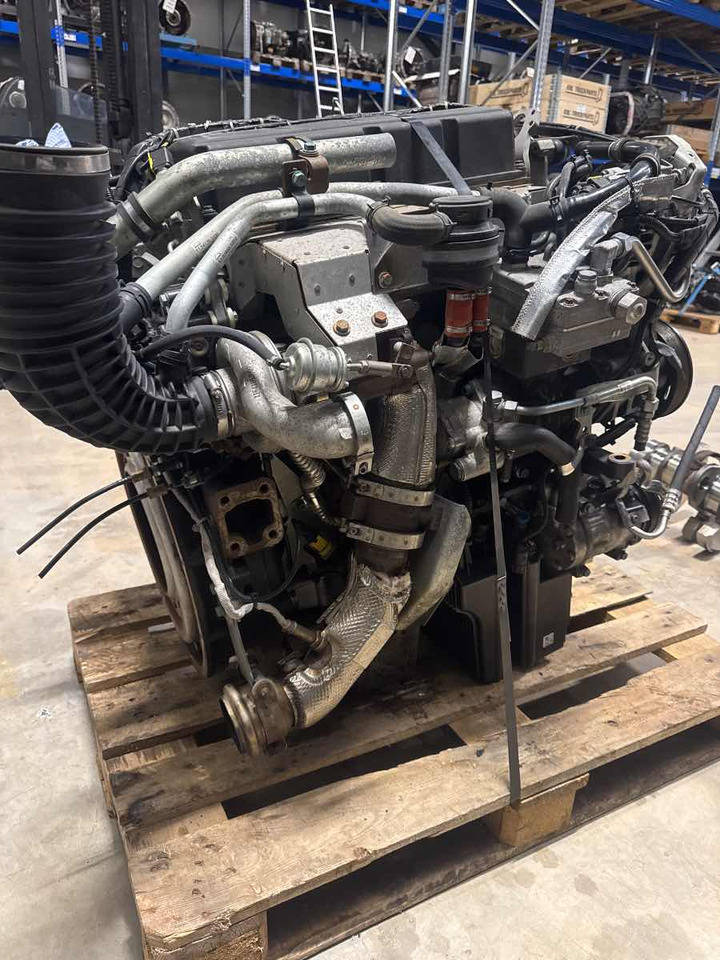 MAN MOTOR D0834 LFLAQ 220 HP - EURO 6 - Motor voor Vrachtwagen: afbeelding 3 MAN MOTOR D0834 LFLAQ 220 HP - EURO 6 - Motor voor Vrachtwagen: afbeelding 3
