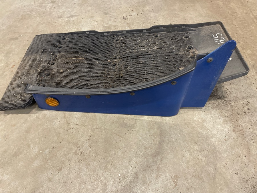 MAN MUDGUARD LEFT SIDE - Frame/ Chassis voor Vrachtwagen: afbeelding 1 MAN MUDGUARD LEFT SIDE - Frame/ Chassis voor Vrachtwagen: afbeelding 1