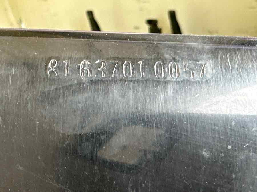 MAN SUN VISIOR 81.63701-0057 - Cabine en interieur voor Vrachtwagen: afbeelding 2 MAN SUN VISIOR 81.63701-0057 - Cabine en interieur voor Vrachtwagen: afbeelding 2