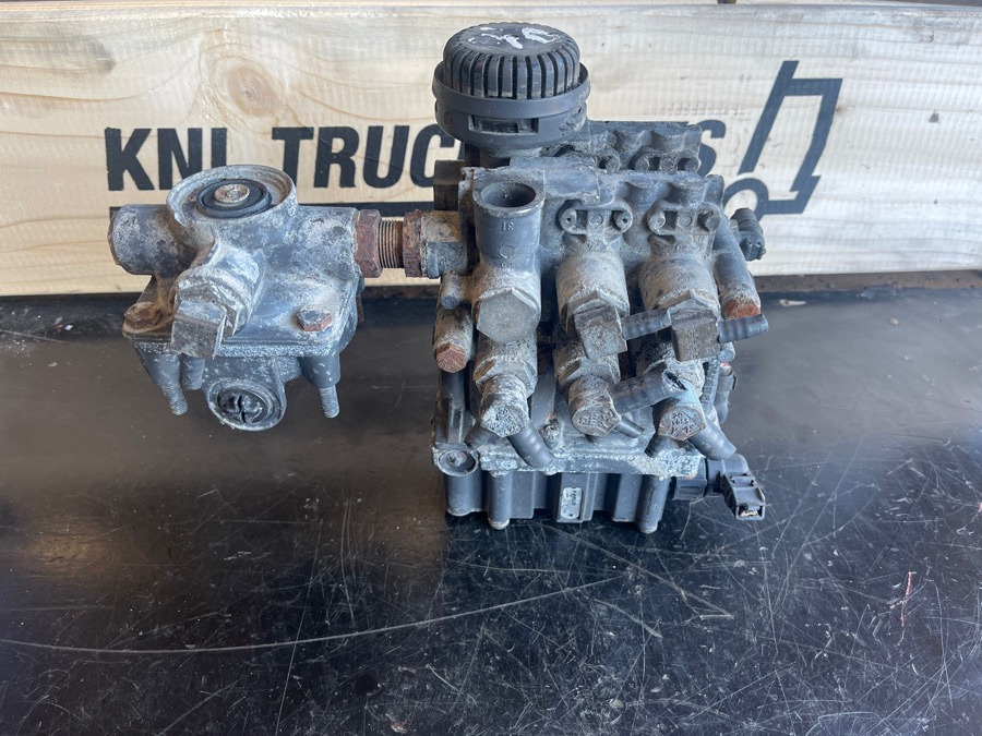 MERCEDES VALVE A0003276625 - Remventiel voor Vrachtwagen: afbeelding 1 MERCEDES VALVE A0003276625 - Remventiel voor Vrachtwagen: afbeelding 1
