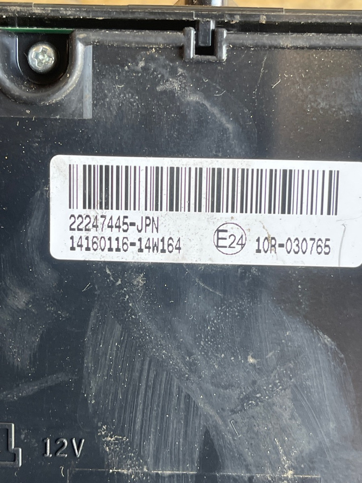 RENAULT INSTRUMENT 7422247445 - Cabine en interieur voor Vrachtwagen: afbeelding 2 RENAULT INSTRUMENT 7422247445 - Cabine en interieur voor Vrachtwagen: afbeelding 2