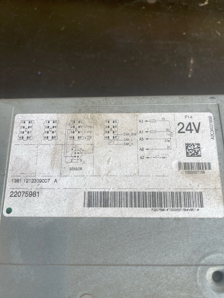 RENAULT TACHO 7422075981 - Cabine en interieur voor Vrachtwagen: afbeelding 2 RENAULT TACHO 7422075981 - Cabine en interieur voor Vrachtwagen: afbeelding 2