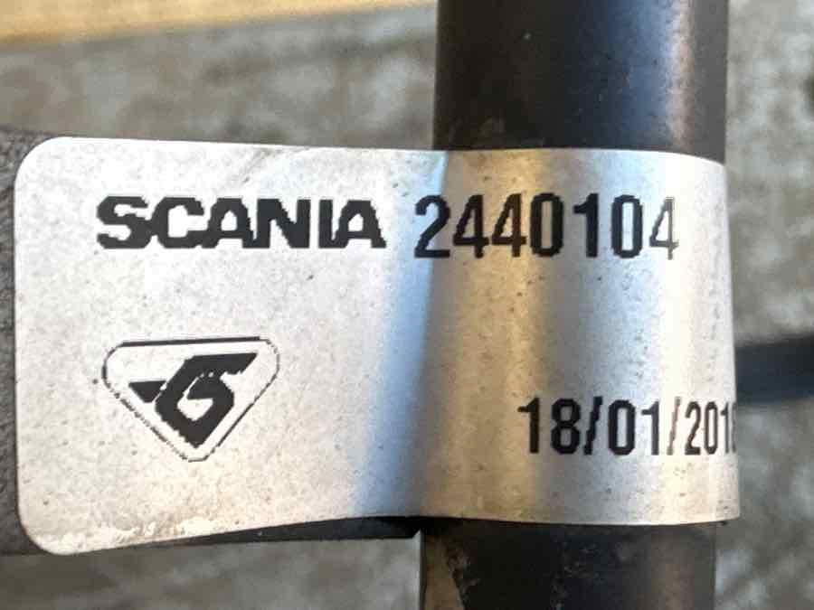 SCANIA A/C PIPE 2440104 - Luchtinlaatpijp voor Vrachtwagen: afbeelding 2 SCANIA A/C PIPE 2440104 - Luchtinlaatpijp voor Vrachtwagen: afbeelding 2