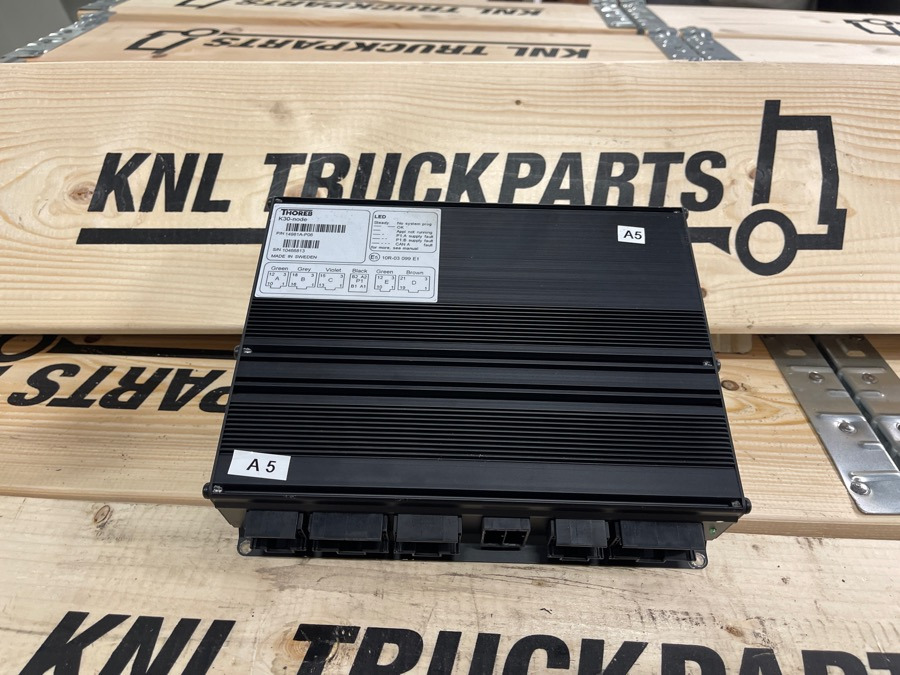 SCANIA BUS 10466813 - ECU voor Bus: afbeelding 1 SCANIA BUS 10466813 - ECU voor Bus: afbeelding 1