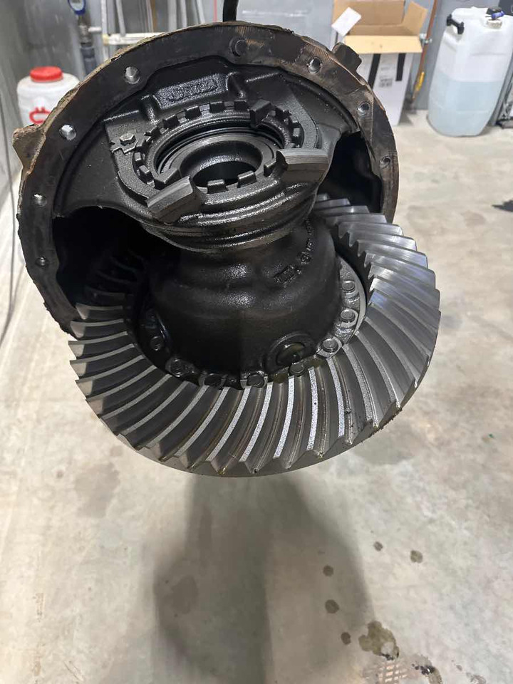 SETRA MERCEDES DIFF HO6 - 43:11 = 3.909 // 746218 - Differentieel voor Vrachtwagen: afbeelding 2 SETRA MERCEDES DIFF HO6 - 43:11 = 3.909 // 746218 - Differentieel voor Vrachtwagen: afbeelding 2