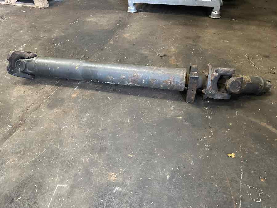 VOLVO BUS PROPSHAFT 21717021 - Cardanas voor Vrachtwagen: afbeelding 1 VOLVO BUS PROPSHAFT 21717021 - Cardanas voor Vrachtwagen: afbeelding 1