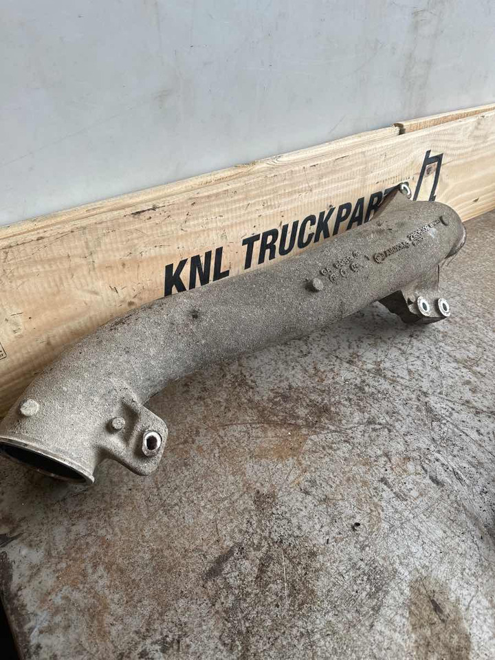 VOLVO COOLER PIPE 20522119 - Luchtinlaatpijp voor Vrachtwagen: afbeelding 1 VOLVO COOLER PIPE 20522119 - Luchtinlaatpijp voor Vrachtwagen: afbeelding 1