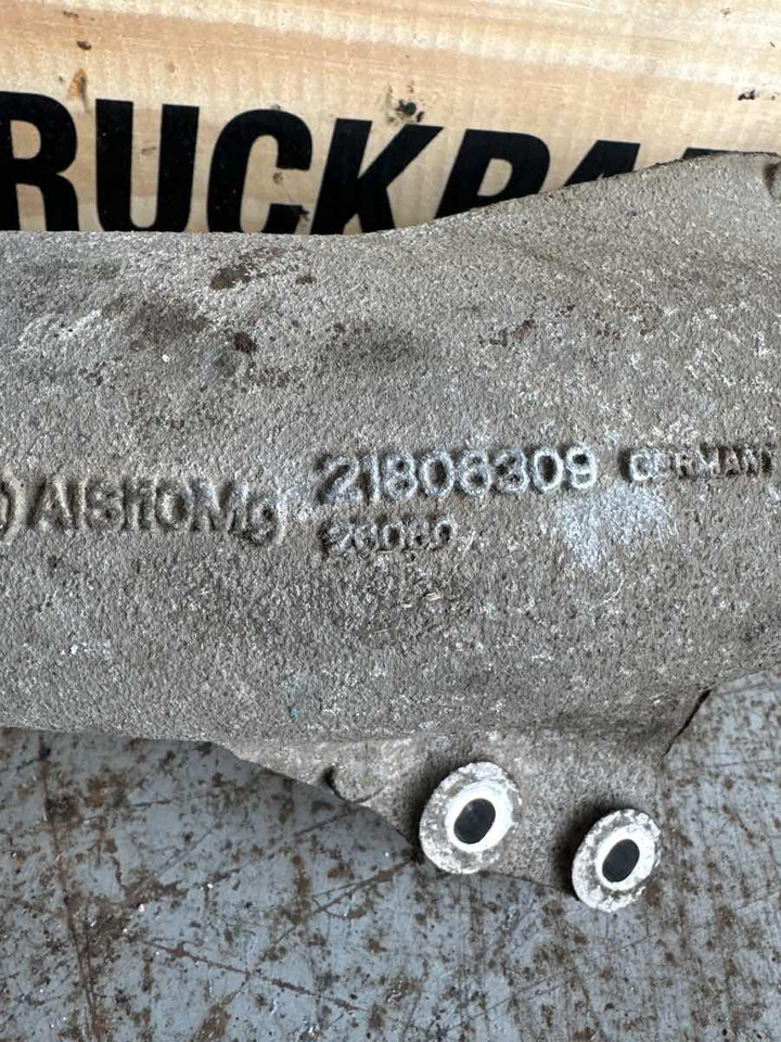 VOLVO COOLER PIPE 20522119 - Luchtinlaatpijp voor Vrachtwagen: afbeelding 2 VOLVO COOLER PIPE 20522119 - Luchtinlaatpijp voor Vrachtwagen: afbeelding 2