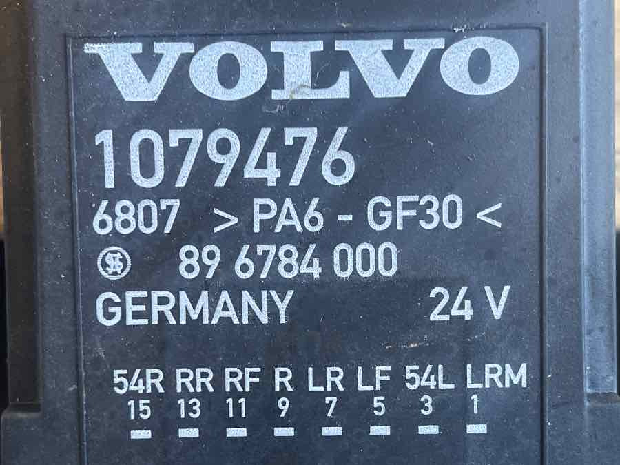 VOLVO ECU 1079476 - Elektrisch systeem voor Vrachtwagen: afbeelding 2 VOLVO ECU 1079476 - Elektrisch systeem voor Vrachtwagen: afbeelding 2