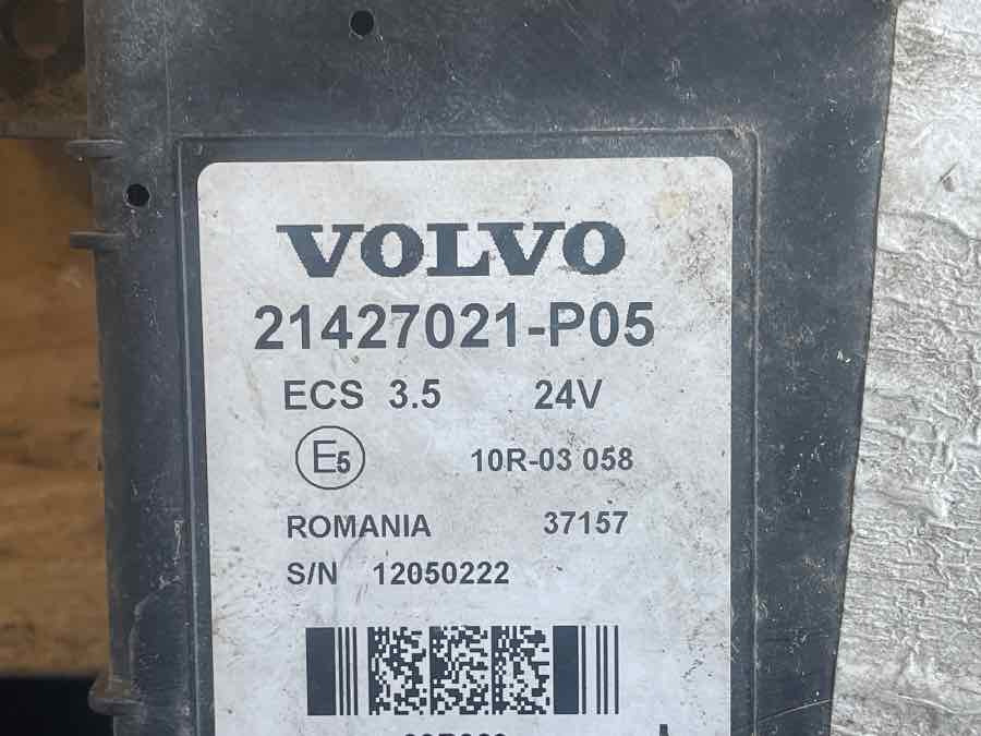 VOLVO ECU 21427021 P05 - Elektrisch systeem voor Vrachtwagen: afbeelding 2 VOLVO ECU 21427021 P05 - Elektrisch systeem voor Vrachtwagen: afbeelding 2