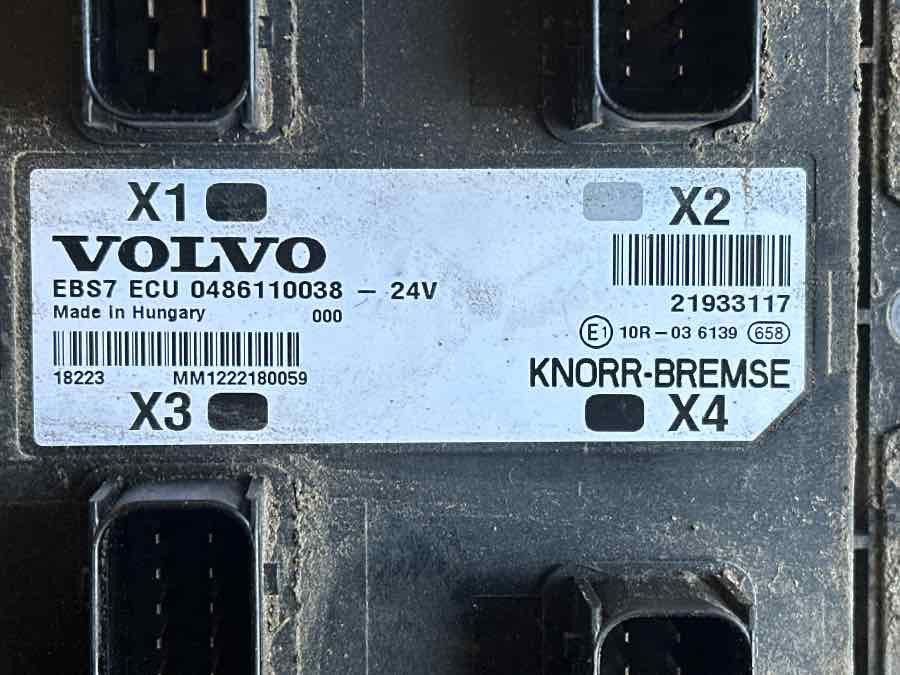 VOLVO ECU EBS 21933117 - Elektrisch systeem voor Vrachtwagen: afbeelding 3 VOLVO ECU EBS 21933117 - Elektrisch systeem voor Vrachtwagen: afbeelding 3