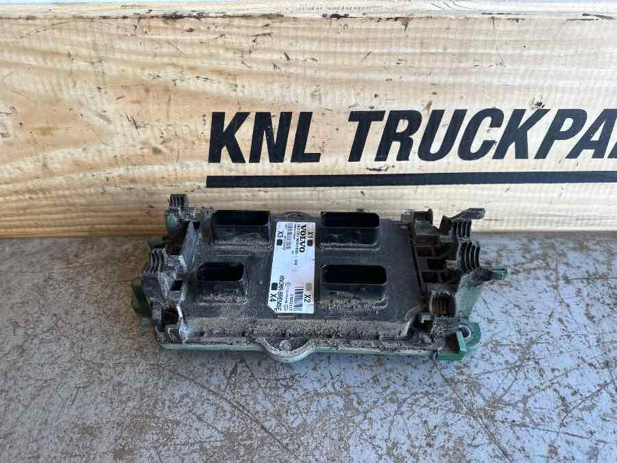 VOLVO ECU EBS 21933117 - Elektrisch systeem voor Vrachtwagen: afbeelding 1 VOLVO ECU EBS 21933117 - Elektrisch systeem voor Vrachtwagen: afbeelding 1