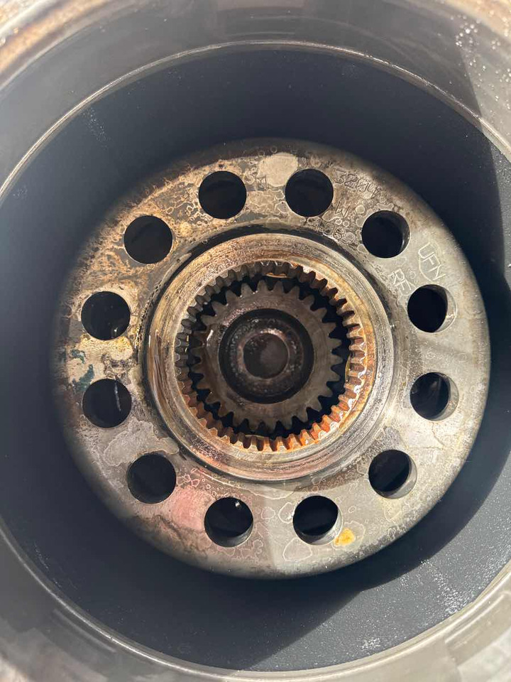 VOLVO HUBREDUCTION 21942659 - Naaf voor Vrachtwagen: afbeelding 3 VOLVO HUBREDUCTION 21942659 - Naaf voor Vrachtwagen: afbeelding 3