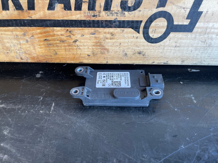 VOLVO RADAR / SENSOR 23149606 - Elektrisch systeem voor Vrachtwagen: afbeelding 2 VOLVO RADAR / SENSOR 23149606 - Elektrisch systeem voor Vrachtwagen: afbeelding 2