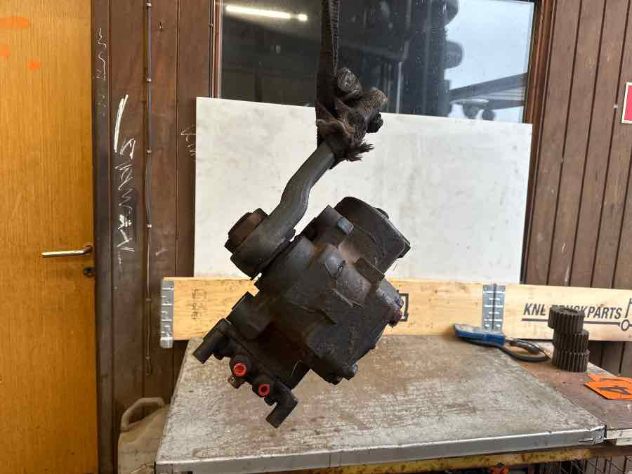 VOLVO STEERING GEAR 250390 - Stuurinrichting voor Vrachtwagen: afbeelding 2 VOLVO STEERING GEAR 250390 - Stuurinrichting voor Vrachtwagen: afbeelding 2
