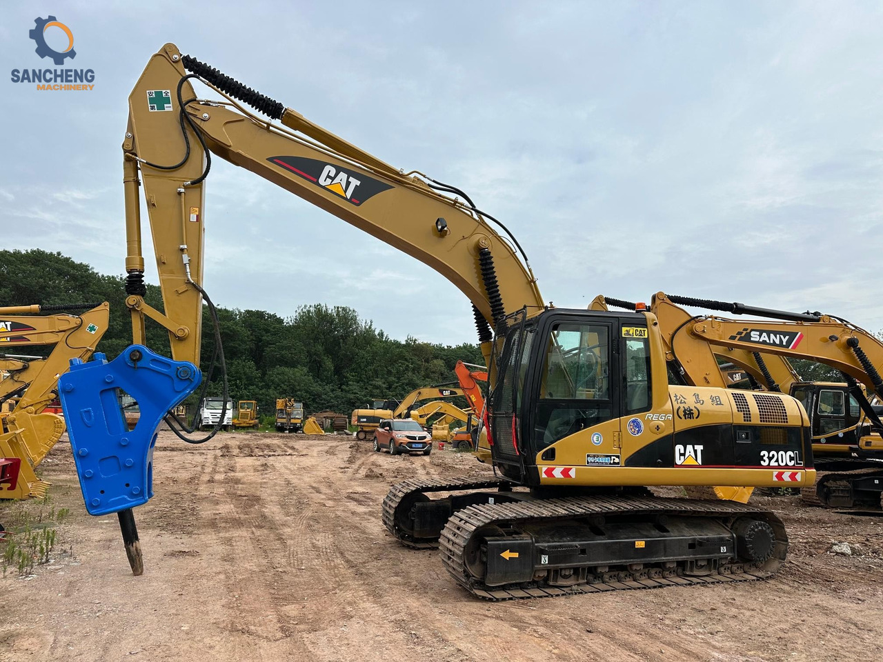 CAT 320CL excavator with hammer - Rupsgraafmachine: afbeelding 3 CAT 320CL excavator with hammer - Rupsgraafmachine: afbeelding 3
