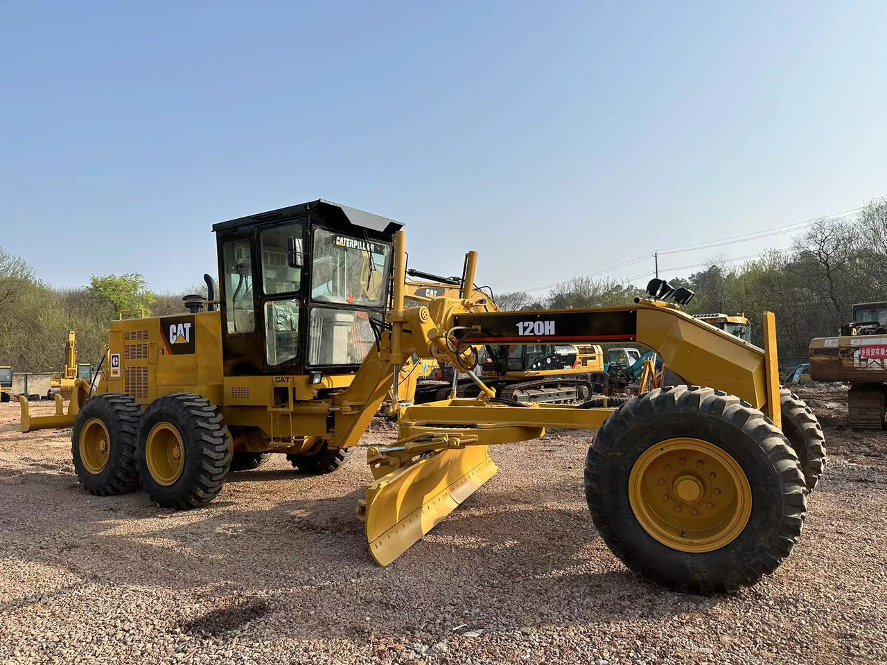 CATERPILLAR 120H motor grader - Grader: afbeelding 4 CATERPILLAR 120H motor grader - Grader: afbeelding 4