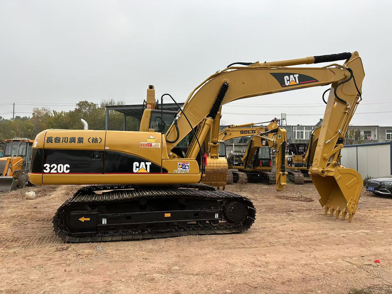 CATERPILLAR 320CL - Rupsgraafmachine: afbeelding 1 CATERPILLAR 320CL - Rupsgraafmachine: afbeelding 1