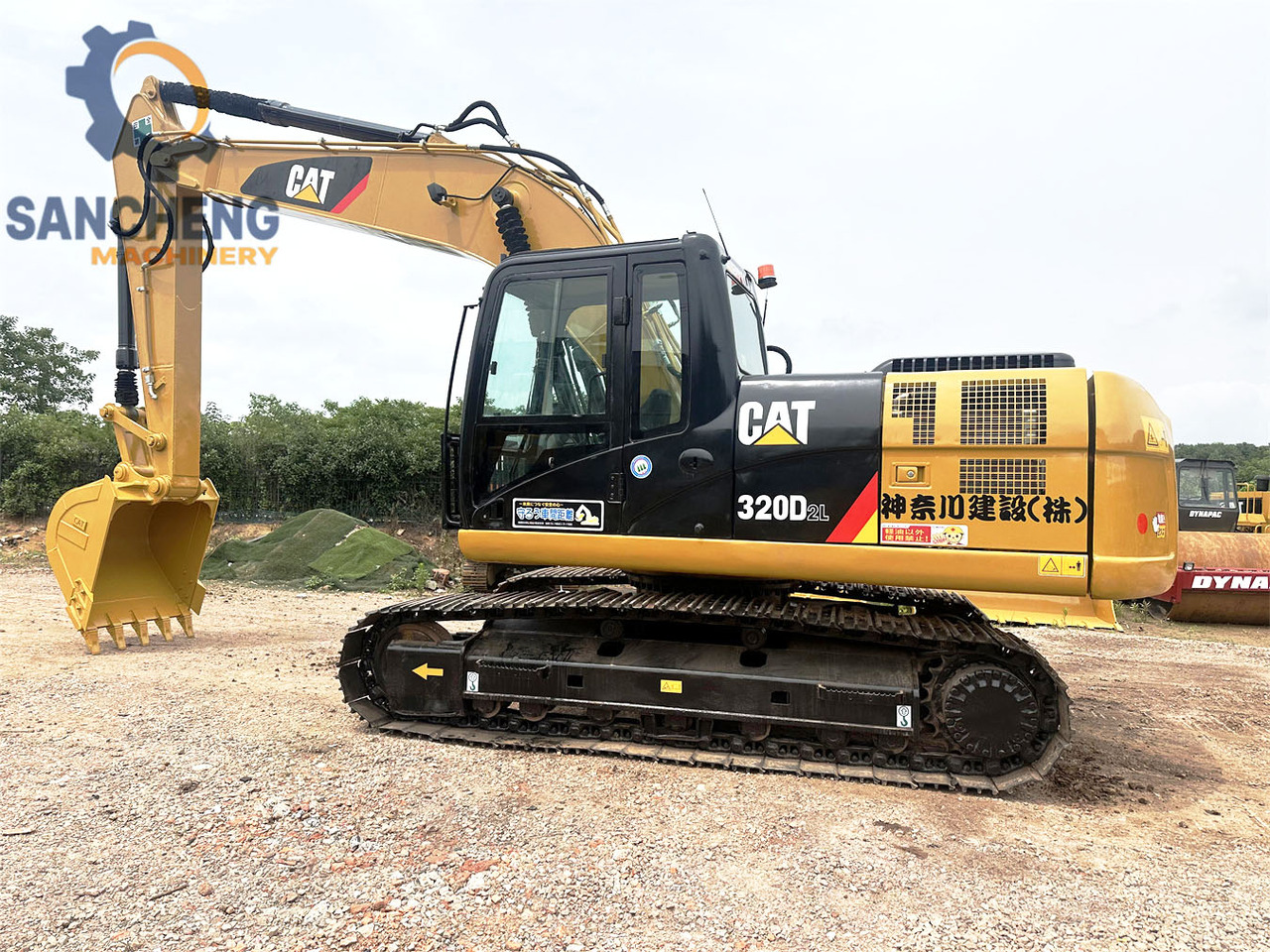 CATERPILLAR 320D2L - Rupsgraafmachine: afbeelding 4 CATERPILLAR 320D2L - Rupsgraafmachine: afbeelding 4