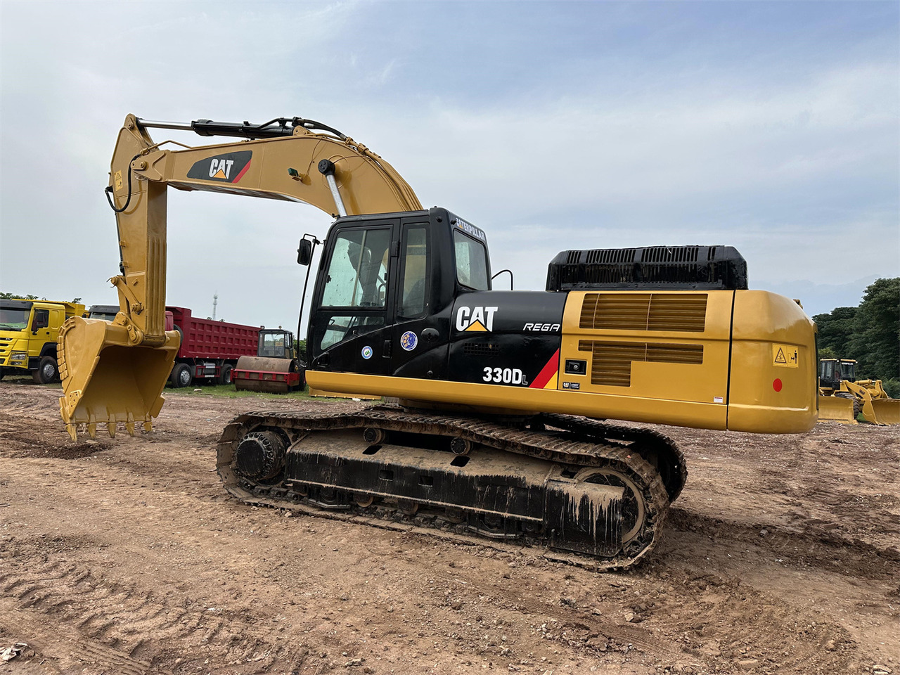 CATERPILLAR 330DL - Rupsgraafmachine: afbeelding 3 CATERPILLAR 330DL - Rupsgraafmachine: afbeelding 3