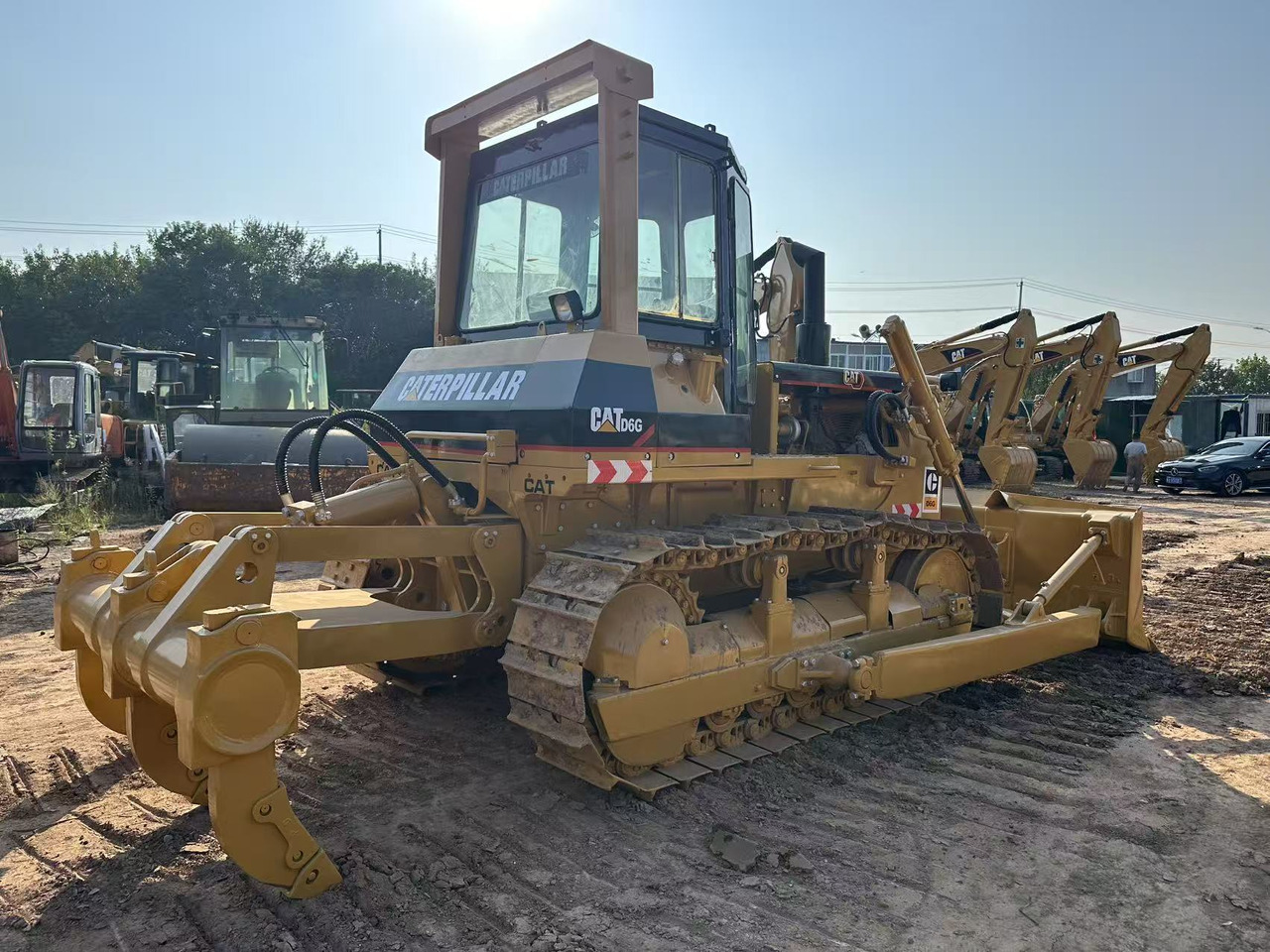 CATERPILLAR D6G Crawler Dozer - Bulldozer: afbeelding 1 CATERPILLAR D6G Crawler Dozer - Bulldozer: afbeelding 1