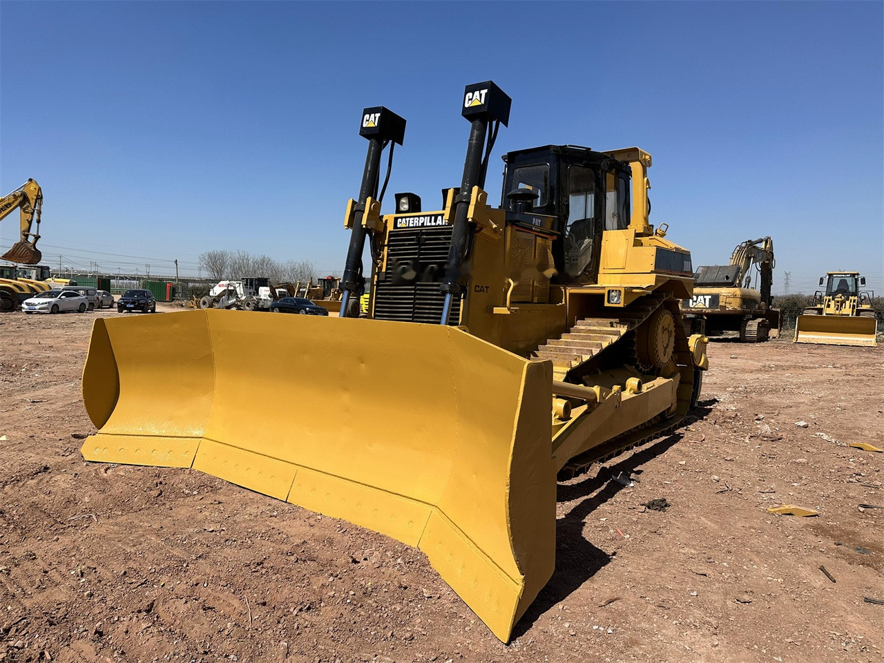 CATERPILLAR D8R - Bulldozer: afbeelding 4 CATERPILLAR D8R - Bulldozer: afbeelding 4