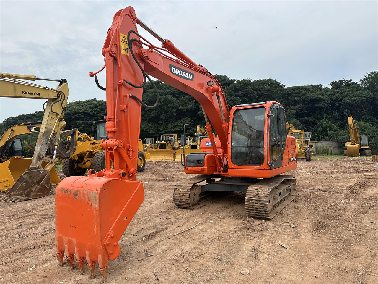 Doosan DX120 - Rupsgraafmachine: afbeelding 4 Doosan DX120 - Rupsgraafmachine: afbeelding 4