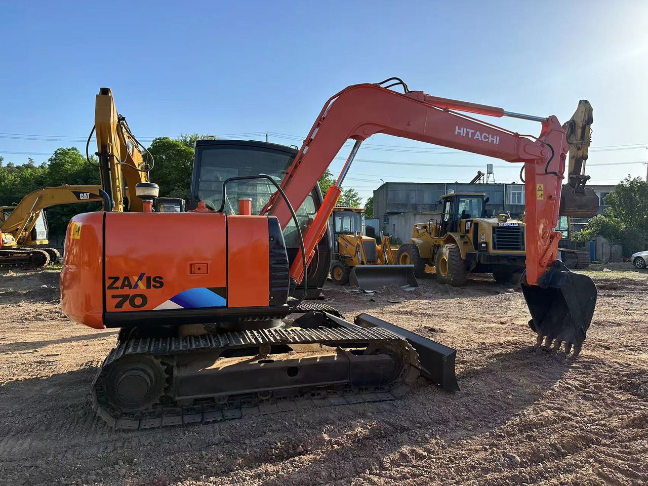 Hitachi ZX70 mini excavator - Minigraafmachine: afbeelding 1 Hitachi ZX70 mini excavator - Minigraafmachine: afbeelding 1