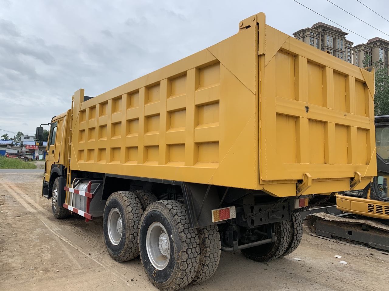 SINOTRUK Howo Dump truck 371 - Kipper vrachtwagen: afbeelding 5 SINOTRUK Howo Dump truck 371 - Kipper vrachtwagen: afbeelding 5