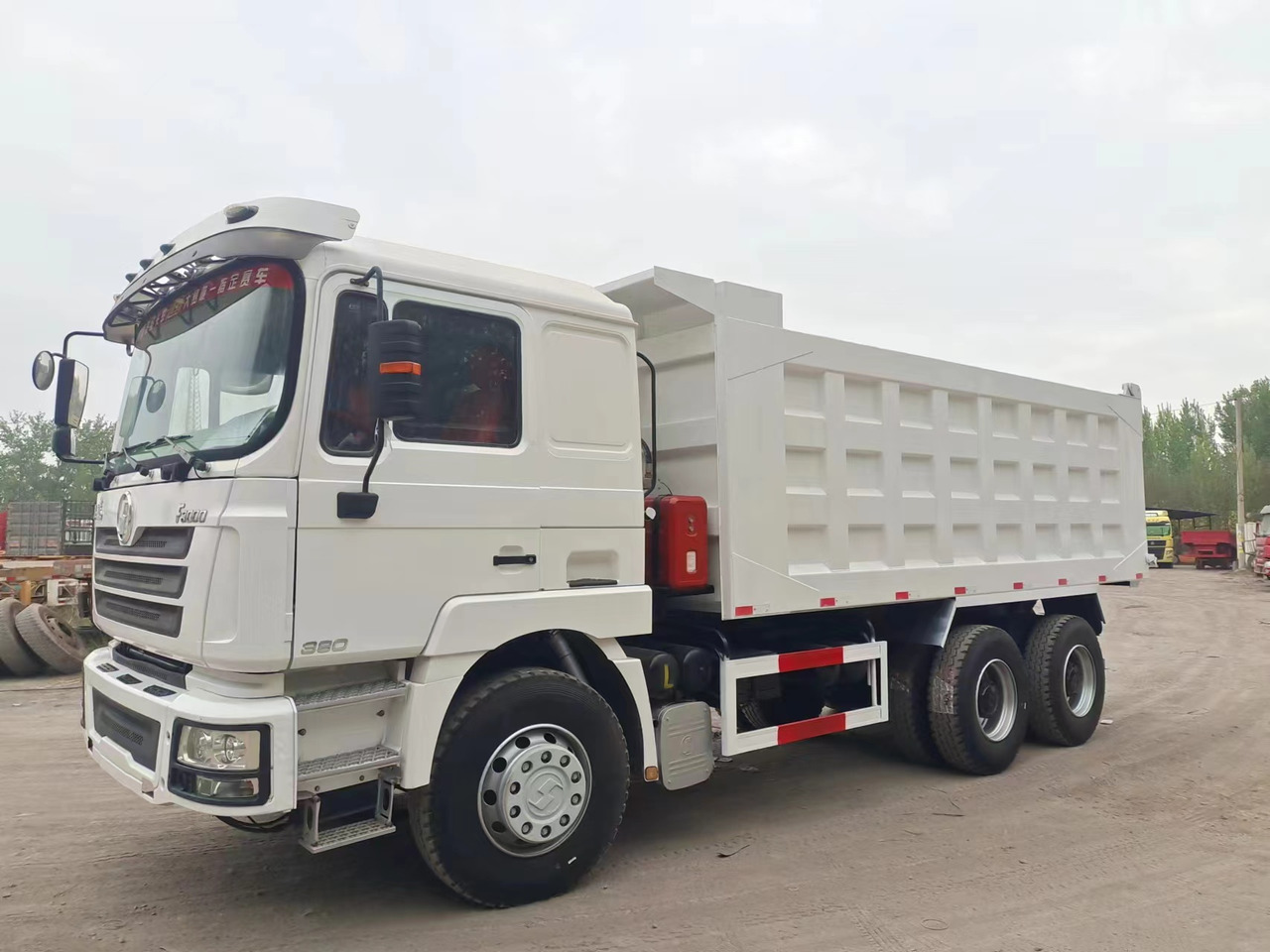 Shacman F3000 Dump Truck - Kipper vrachtwagen: afbeelding 1 Shacman F3000 Dump Truck - Kipper vrachtwagen: afbeelding 1